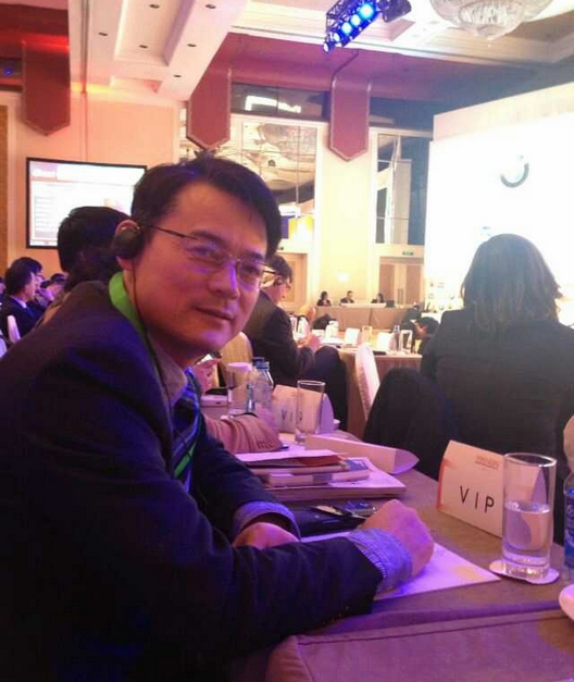 刘江秘书长出席第二届中国公益论坛