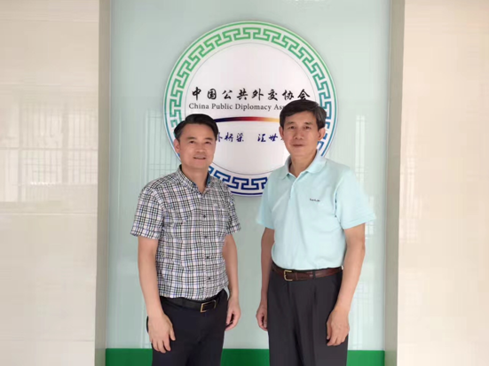 刘江秘书长前往首都企业家俱乐部、中国公共外交协会等社会组织考察
